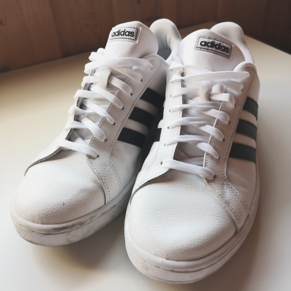 Adidas Grand Court Shoe